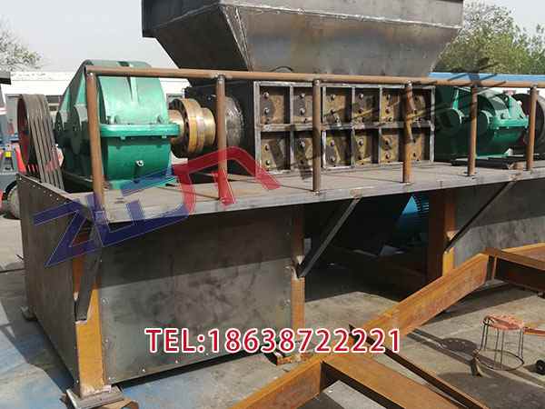 西藏橡膠塑料撕碎機(jī)多少錢(qián)一臺(tái)