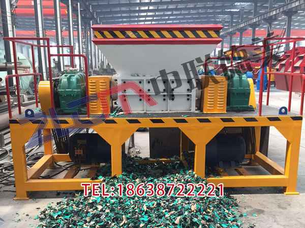 云南廢塑料撕碎機(jī)可破碎任何塑料